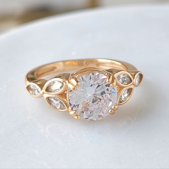 Gold Ring ring, Charmed Aroma, 925 Sterling Silver finished in 10k gold - Picture 2 of 5